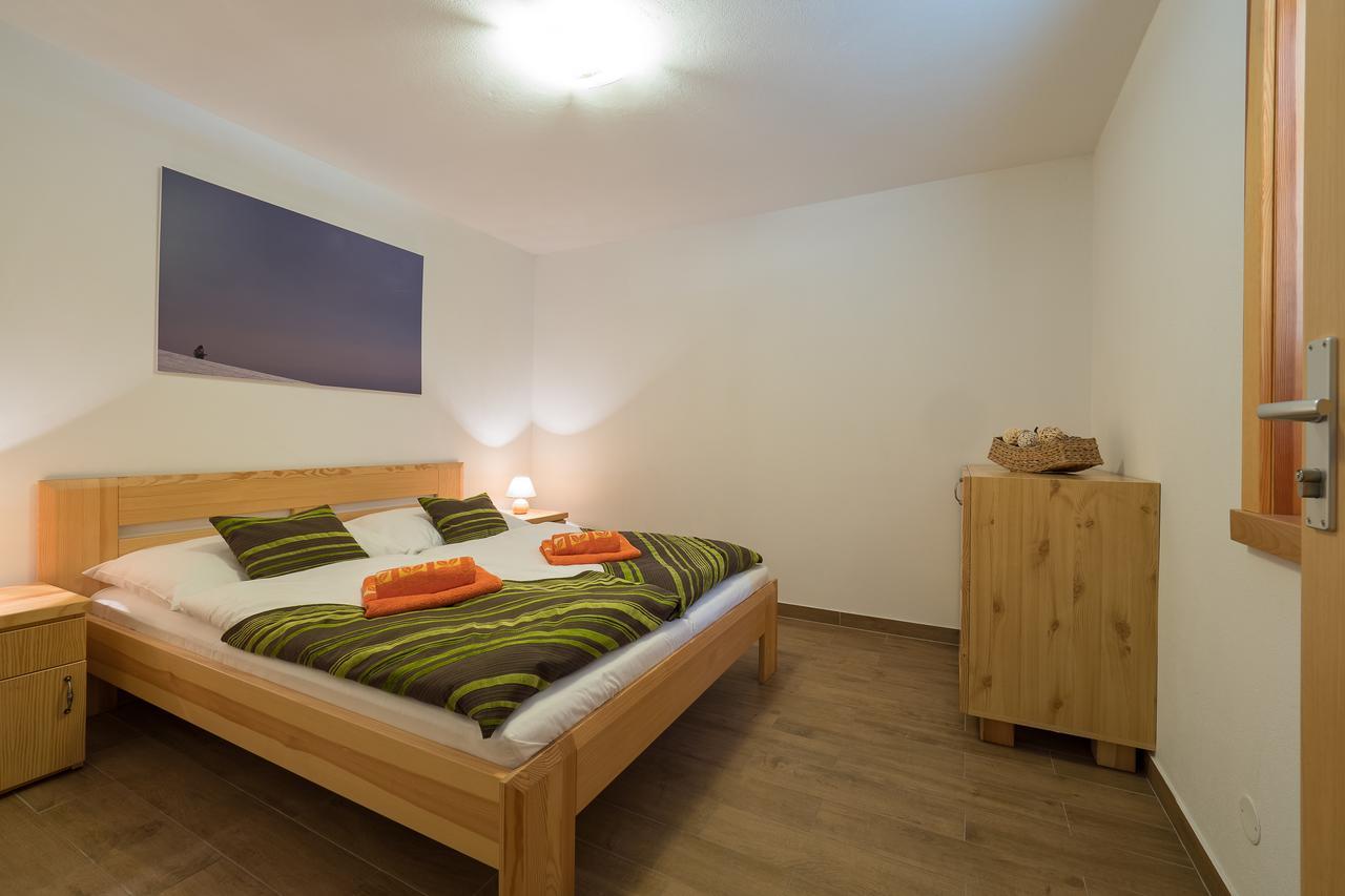 Apartment House Kongen Демановска Долина Екстериор снимка