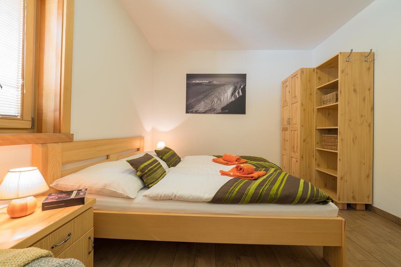 Apartment House Kongen Демановска Долина Екстериор снимка
